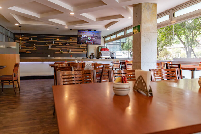 hotel-milan-airbnb-restaurante5